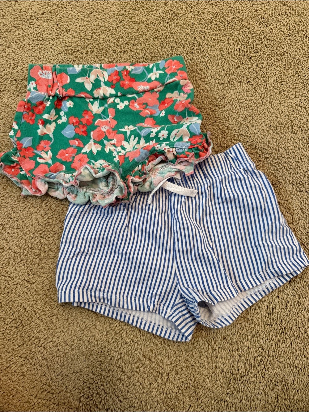 Joules Green Floral Ruffle Shorts with Coral Accents